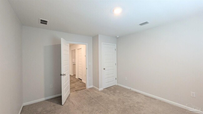 Building Photo - 10557 Queens Gate Cir