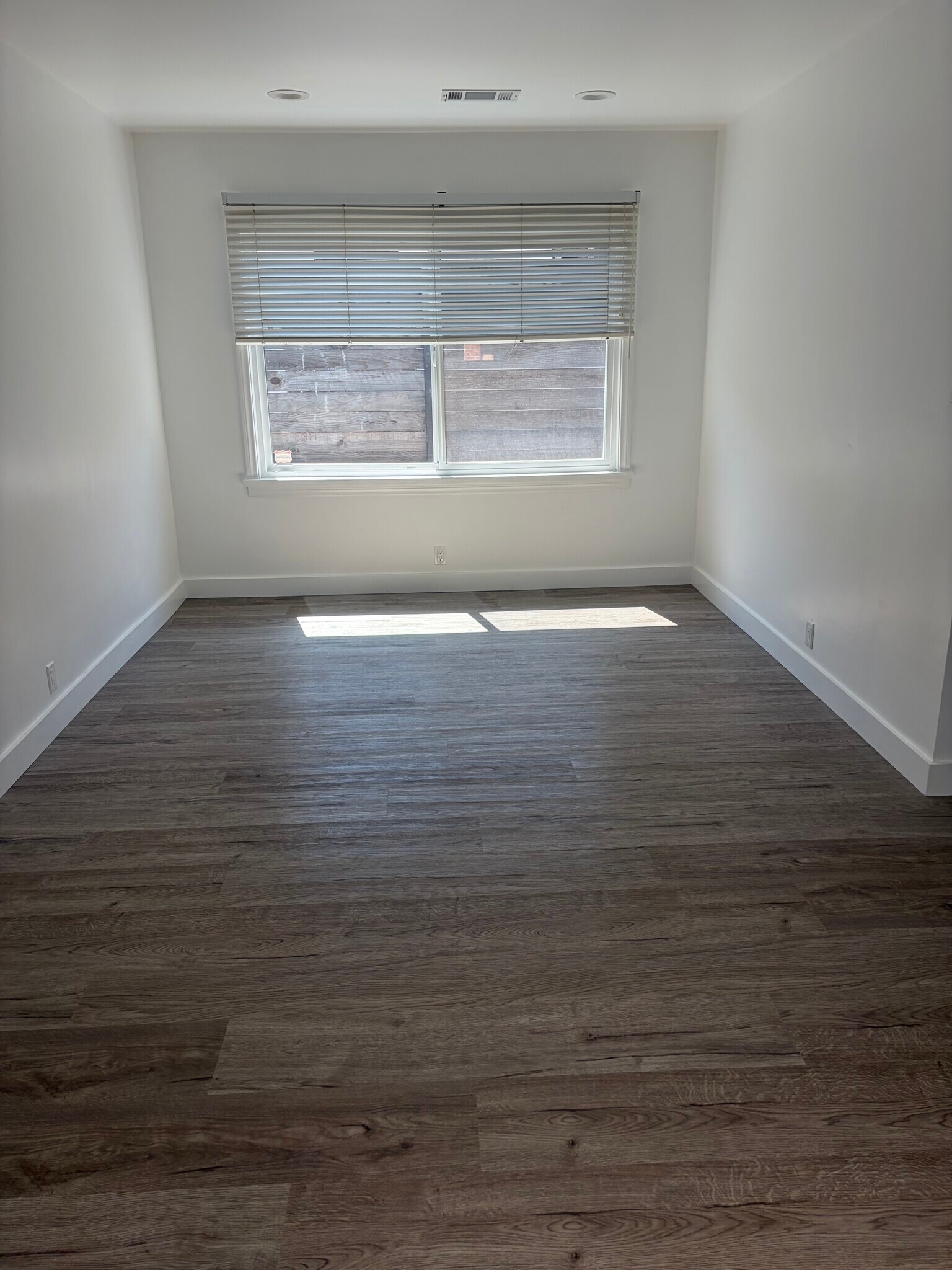 Building Photo - 7322 W 90th St