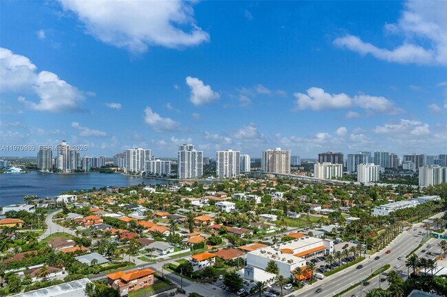 Building Photo - 18501 Collins Ave