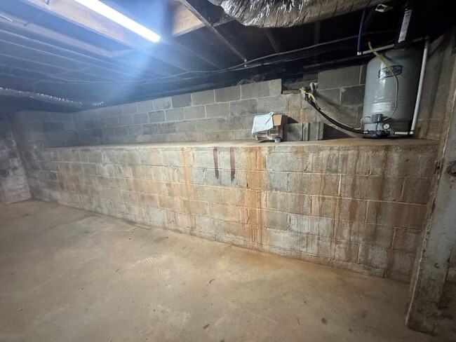 Building Photo - 103 Casar-Belwood Rd