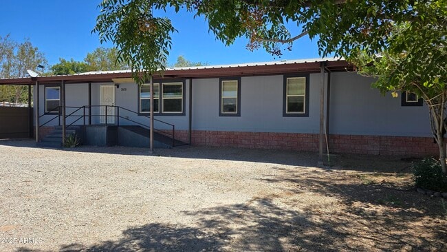 Building Photo - 7408 S 197th Dr