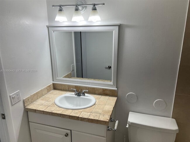 Building Photo - 13120 SW 92nd Ave