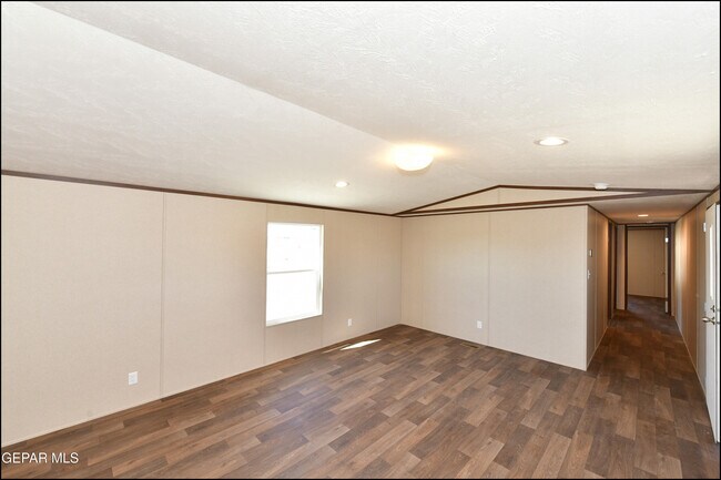Building Photo - 3491 N Ascencion St
