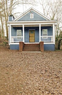 Building Photo - 218 Barfield Ave SW