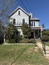 Building Photo - 140 W 2nd Ave