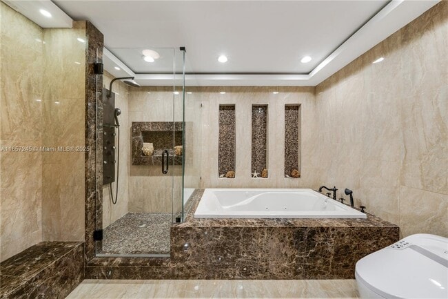 Building Photo - 6100 Paradise Point Dr