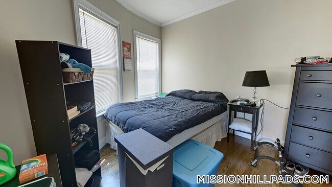 Building Photo - 2971 Washington St