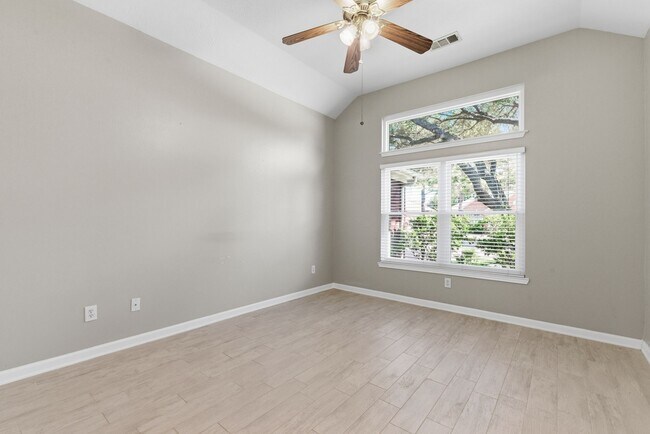 Building Photo - 7215 Bristol Ridge Dr