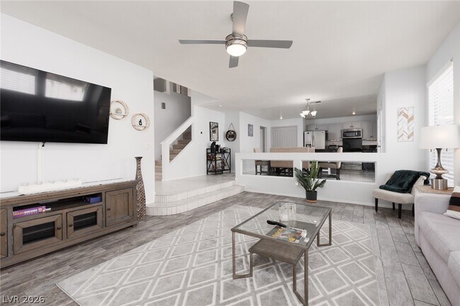 Building Photo - 7904 Constantinople Ave