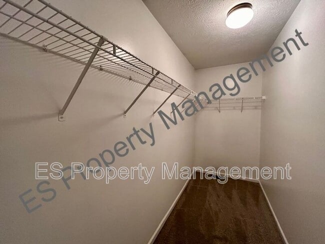 Building Photo - 7580 Sycamore Grove Ct