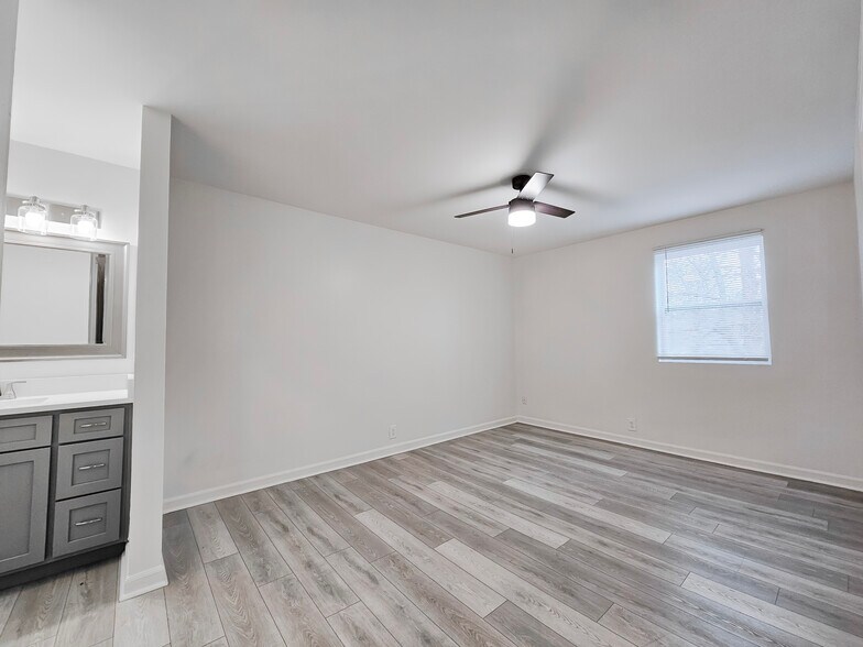 Building Photo - 601 Boyd Mill Ave