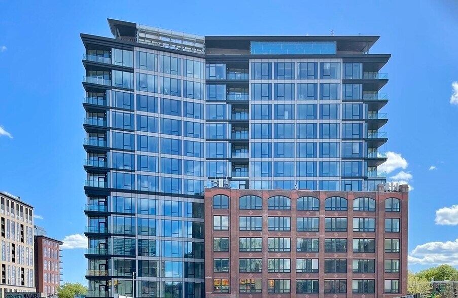 Primary Photo - 100 Shawmut Ave