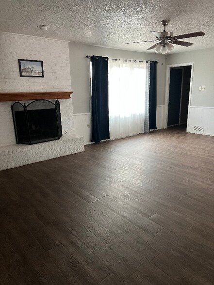 Building Photo - 5413 45th St