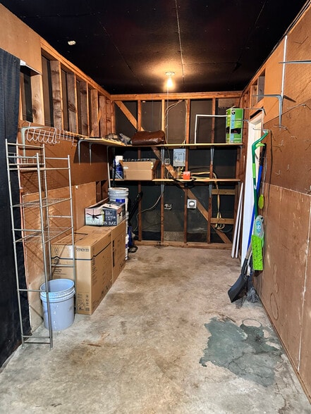 Building Photo - 538 Hillview Rd