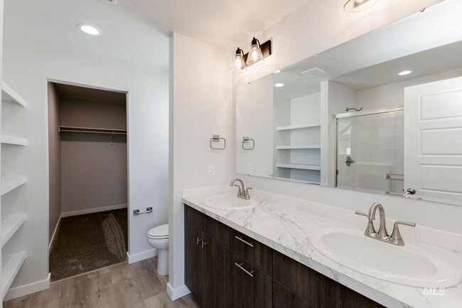 Building Photo - 4391 N Magical Crk Ave