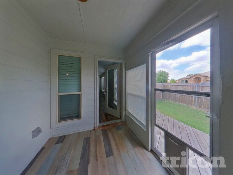 Building Photo - 157 Spring Hollow Dr