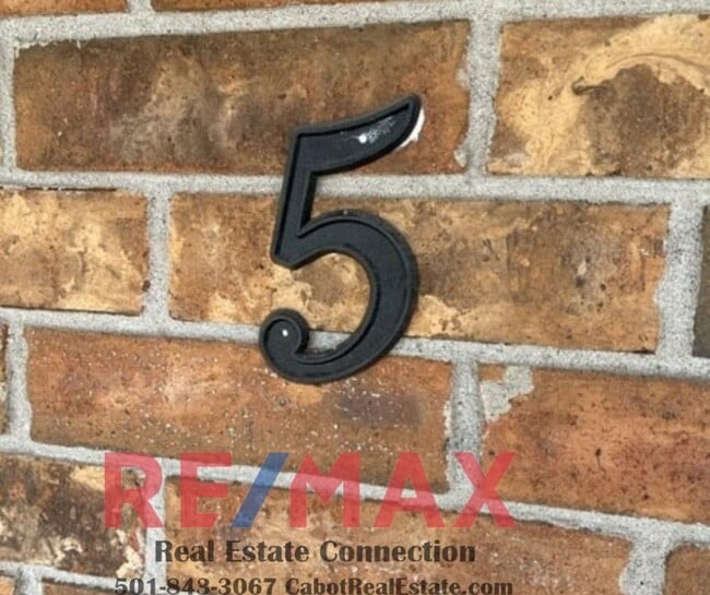 Building Photo - 5 Dallas Ln