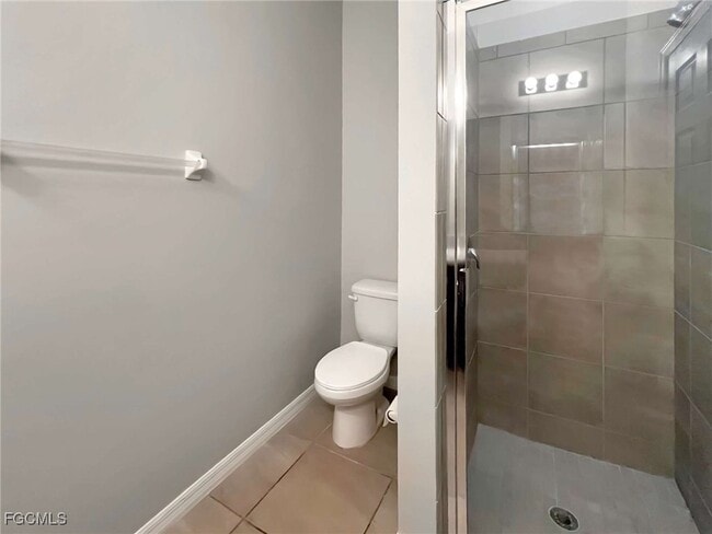 Building Photo - 1320 Trafalgar Pkwy