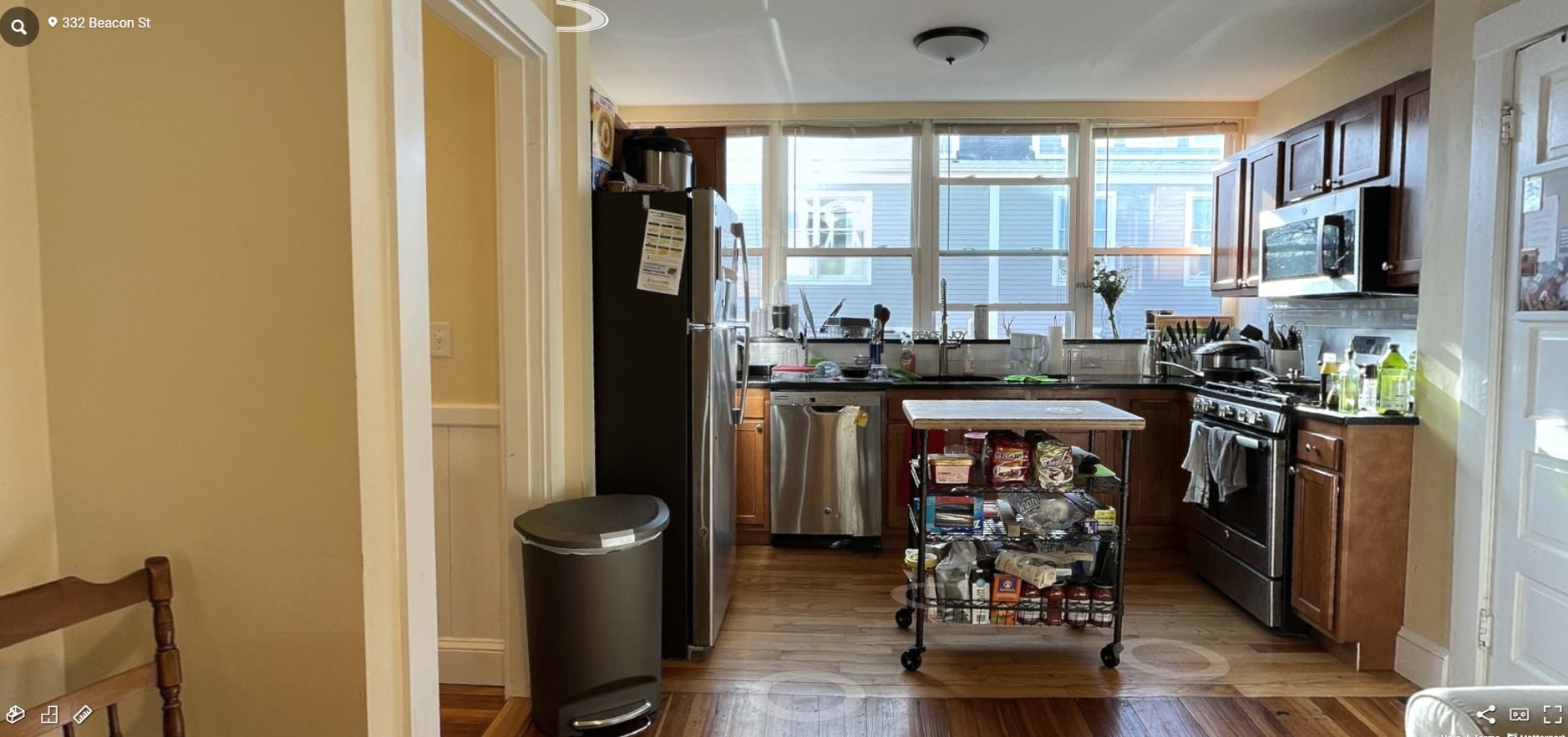 Building Photo - 332 Beacon St