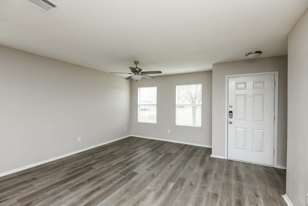 Building Photo - 907 Blue Sky Dr