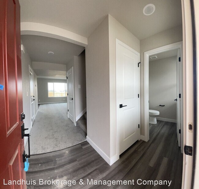 Building Photo - 3 br, 2.5 bath House - 10106 Luneth Dr