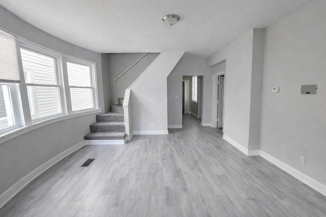 Building Photo - 2709 N College Ave