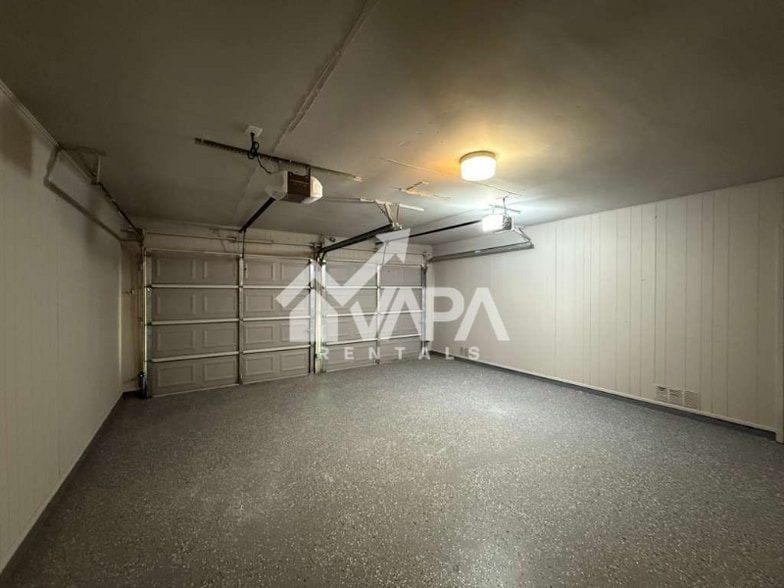 Building Photo - 13207 La Ventana St