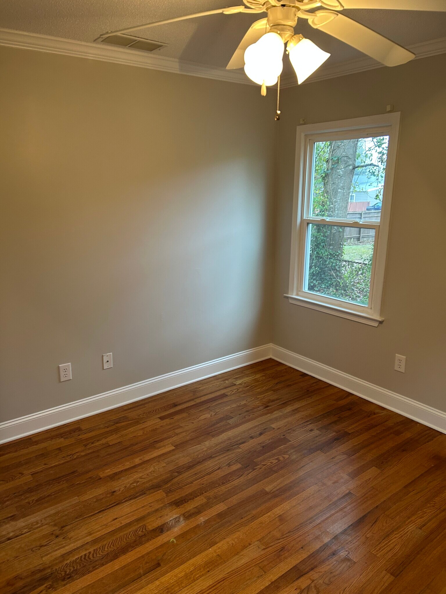 Building Photo - 272 Buena Vista Ct