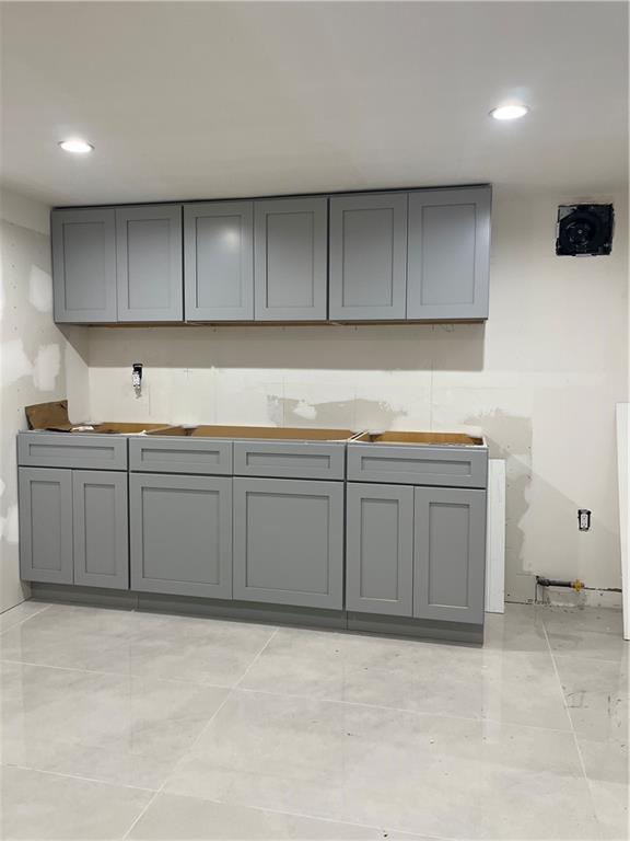 Building Photo - 114 Emily Ave