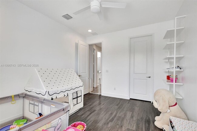 Building Photo - 4921 Pointe Midtown Way