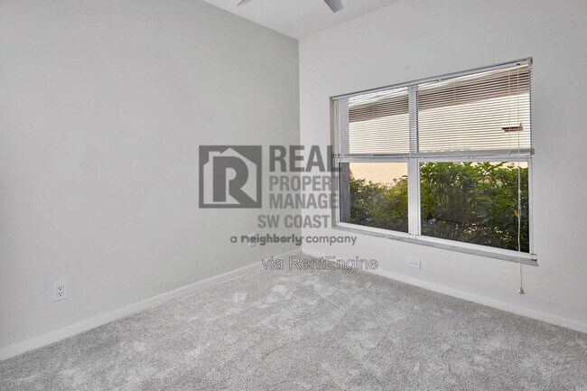 Building Photo - 10735 Maui Cir