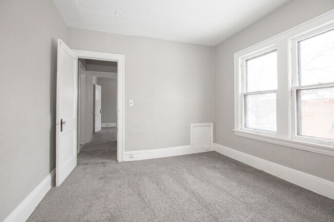 Building Photo - 8505 Garfield Blvd