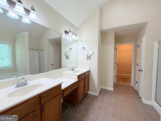Building Photo - 259 Ascott Ln