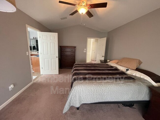 Building Photo - 4845 Seton Pl