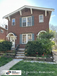 Building Photo - 1252 Moorlands Dr