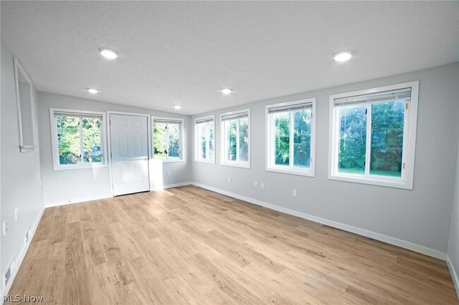 Building Photo - 348 Silver Meadows Blvd