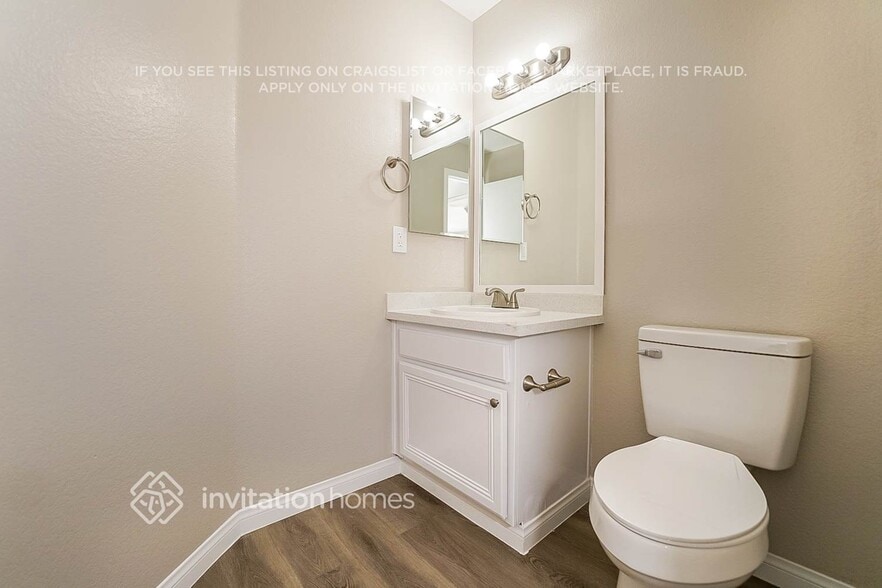 Building Photo - 1715 Ashburn Dr