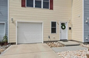 Building Photo - 135 S Comanche Cluster