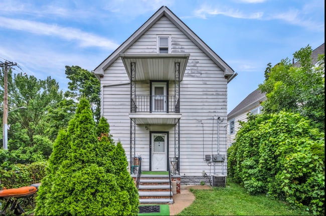 Building Photo - 4105 E 64th St