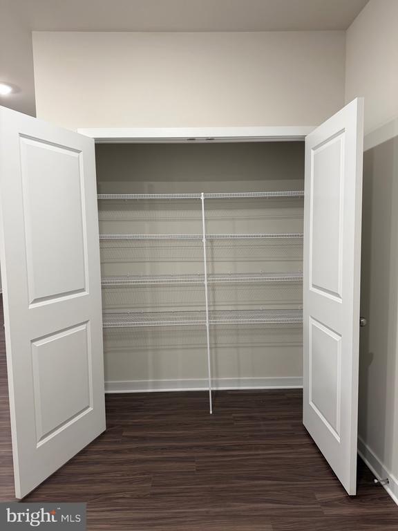 Building Photo - 10 Barbine Wy