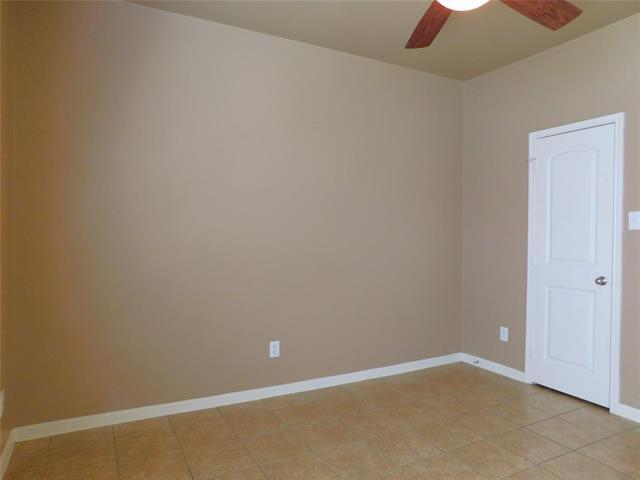 Building Photo - 717 Partridge Dr