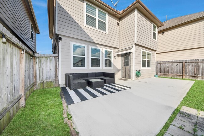 Building Photo - 3730 Giorgio Pastel Pl