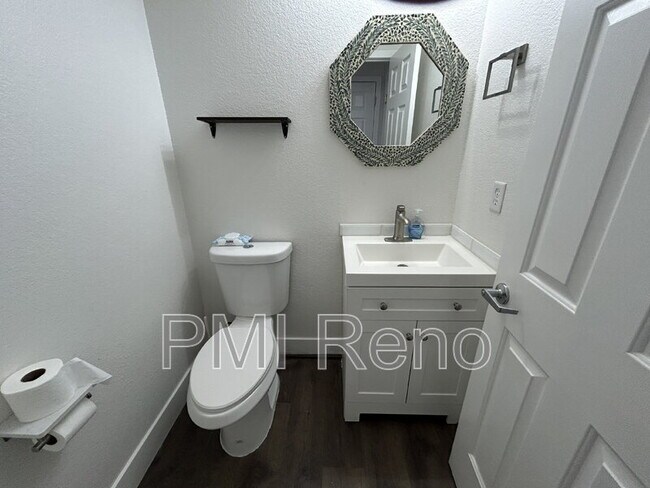 Building Photo - 3871 Warren Way