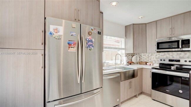 Building Photo - 1237 NW 125th Terrace