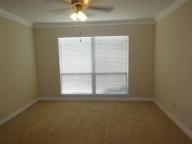 Building Photo - 2299 Lone Star Dr