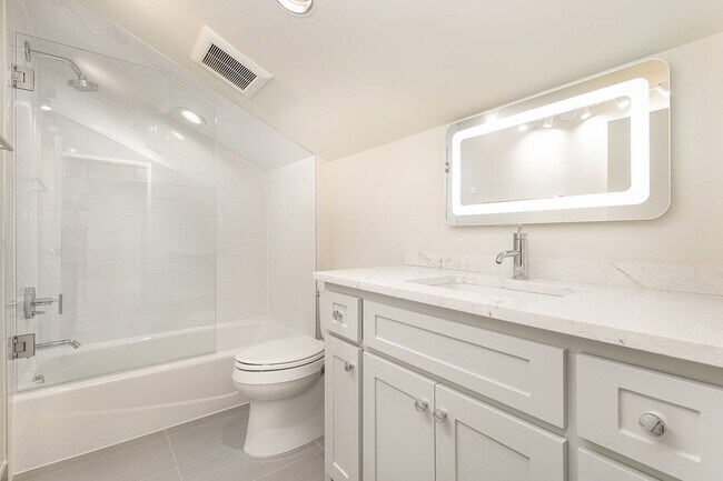 Building Photo - 4203 Normandy Ave