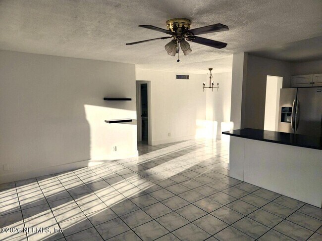 Building Photo - 517 Dotterel Rd