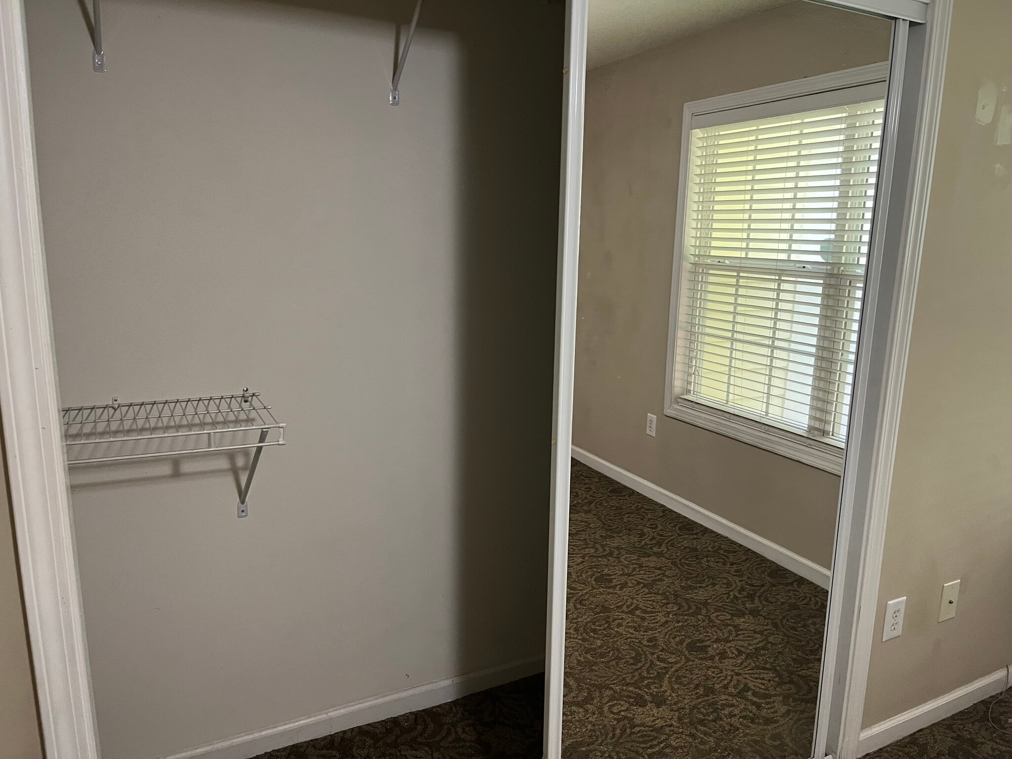 Building Photo - 1305 Cedar Shoals Dr