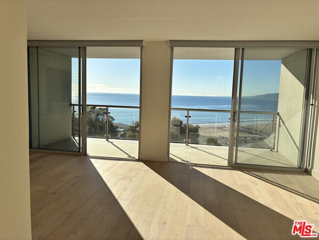 Building Photo - 201 Ocean Ave Ext