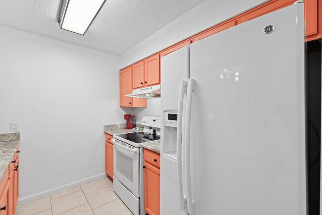 Building Photo - 200 Sandestin Ln